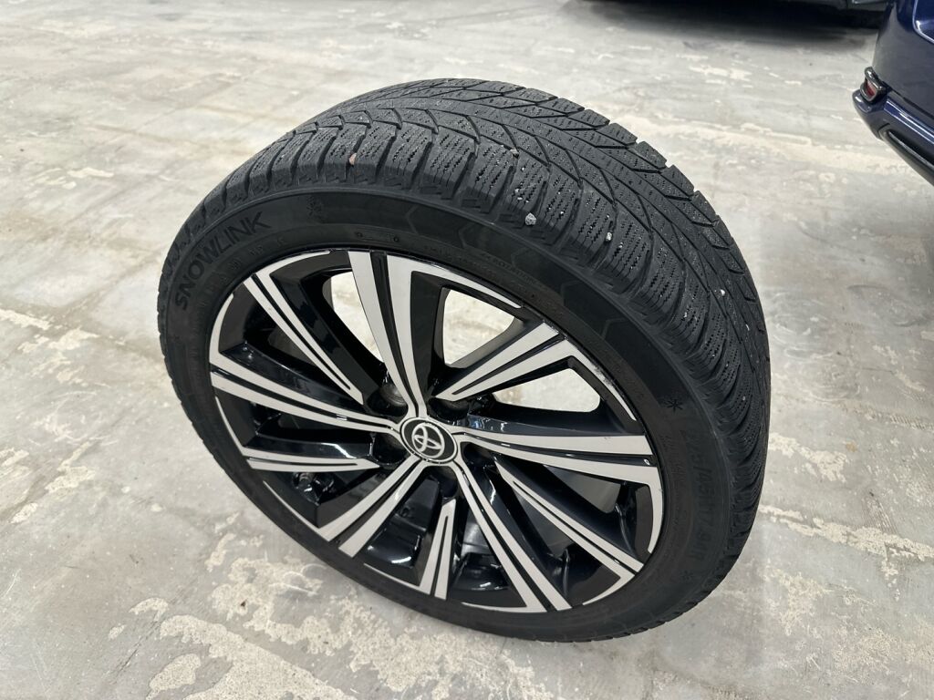 Toyota Auris 2017 Sininen