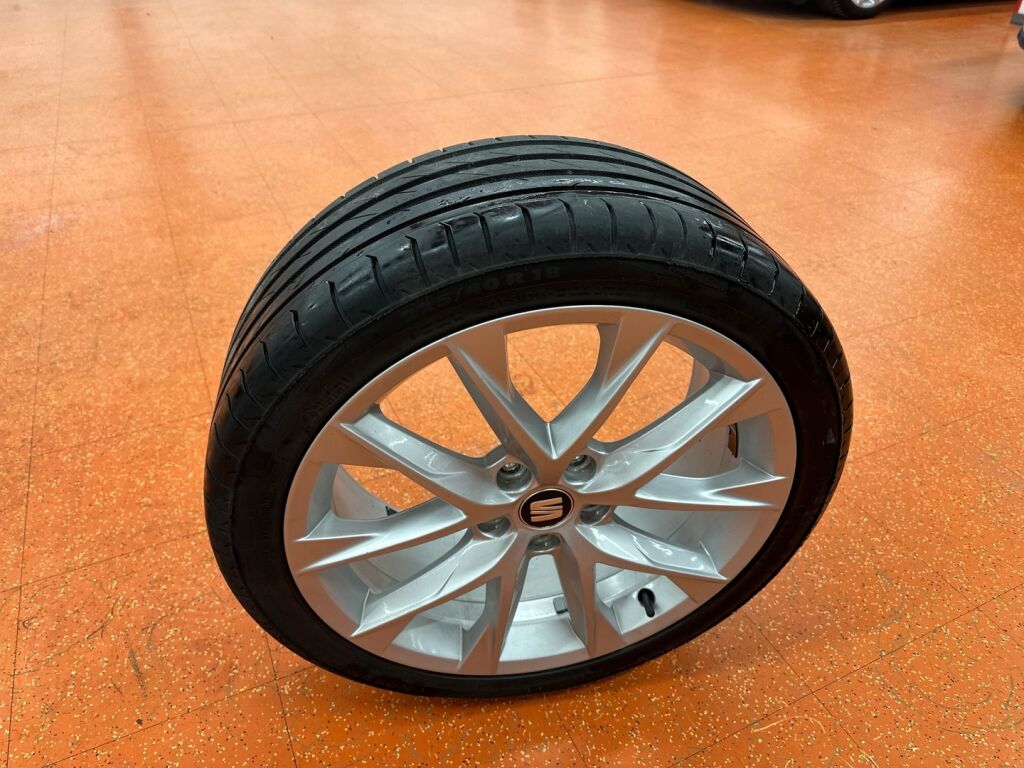 Seat Leon ST 2017 Sininen