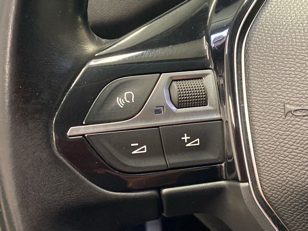 Peugeot 3008 2017 Valkoinen
