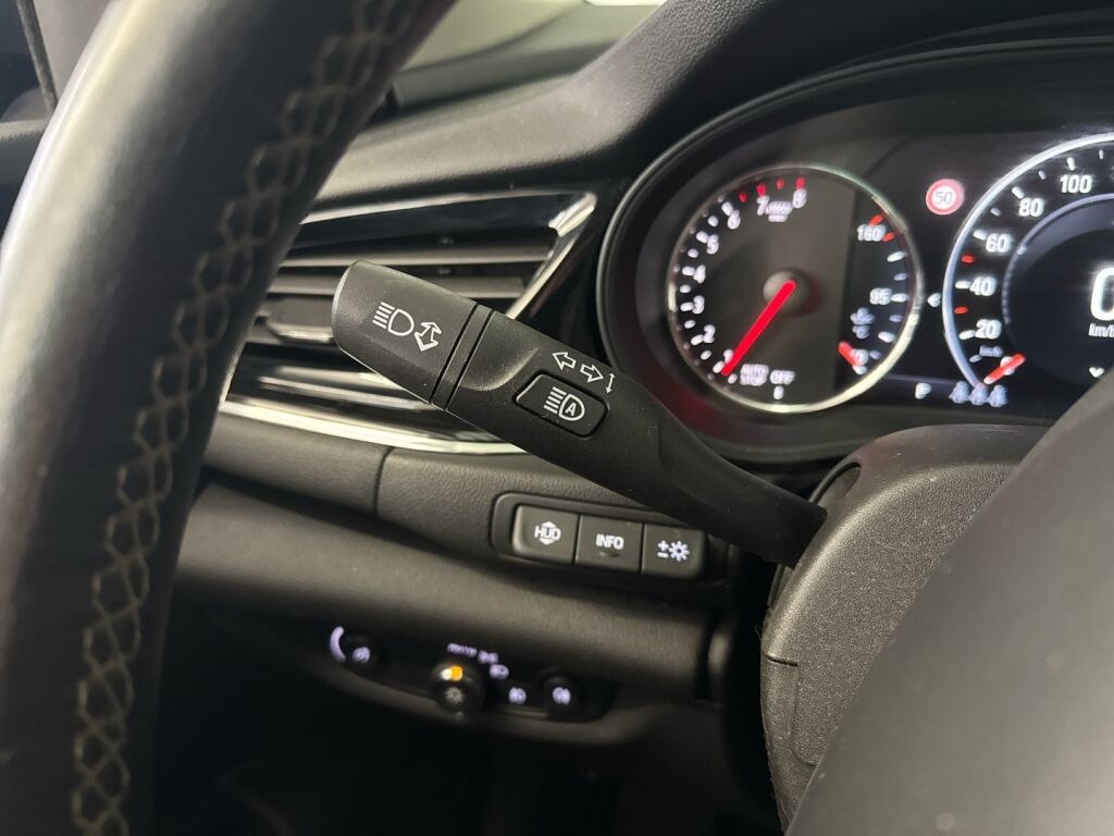 Opel Insignia 2018 Harmaa