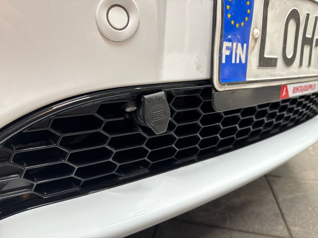 Ford Focus 2017 Valkoinen