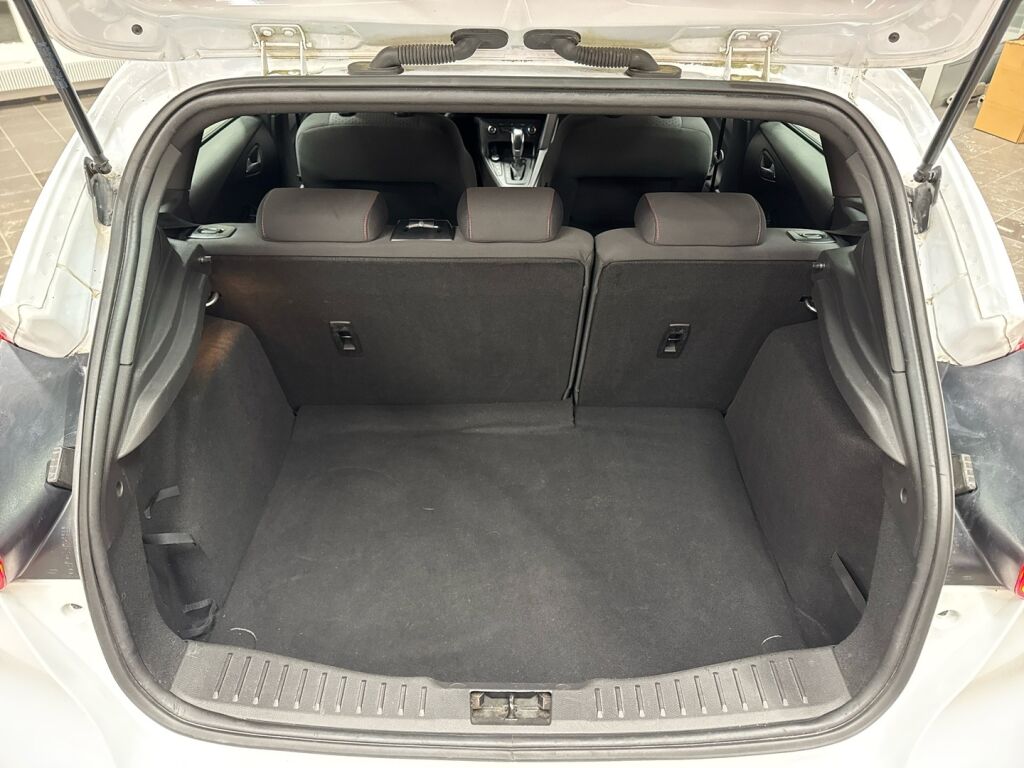 Ford Focus 2017 Valkoinen