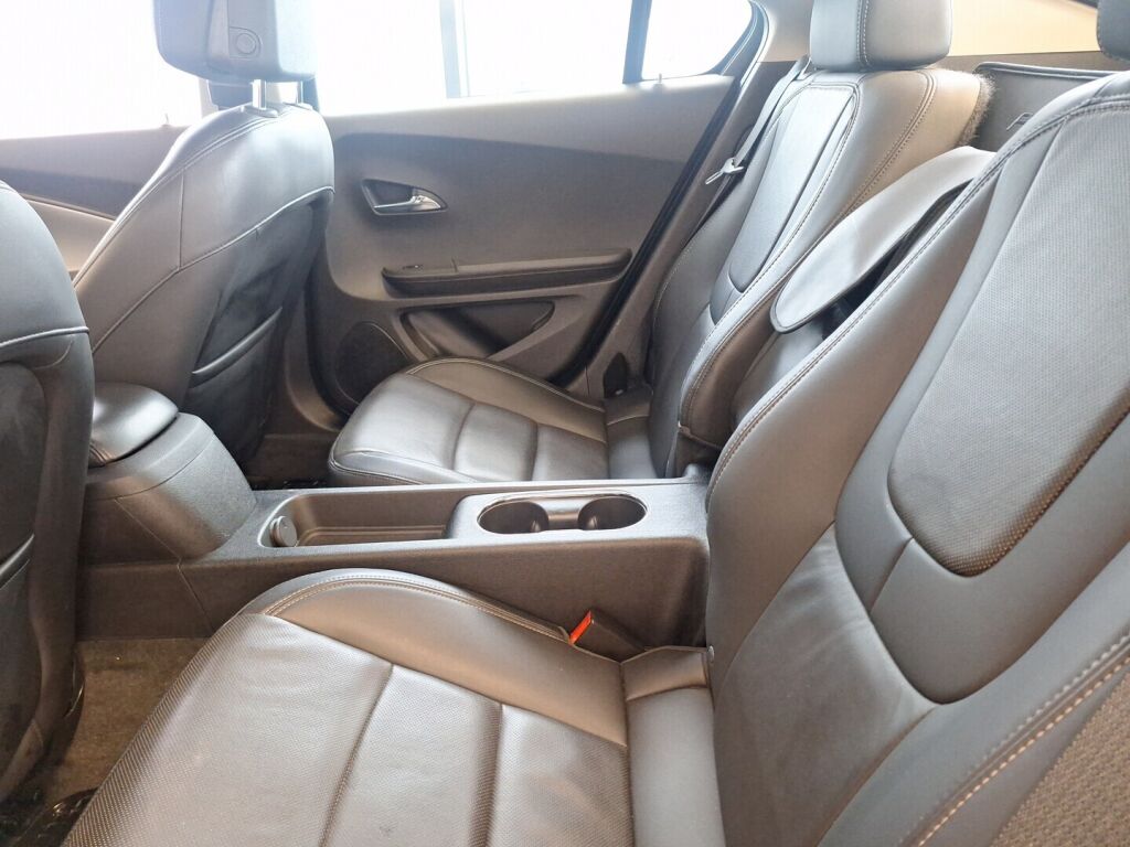 Opel Ampera 2012 Hopea