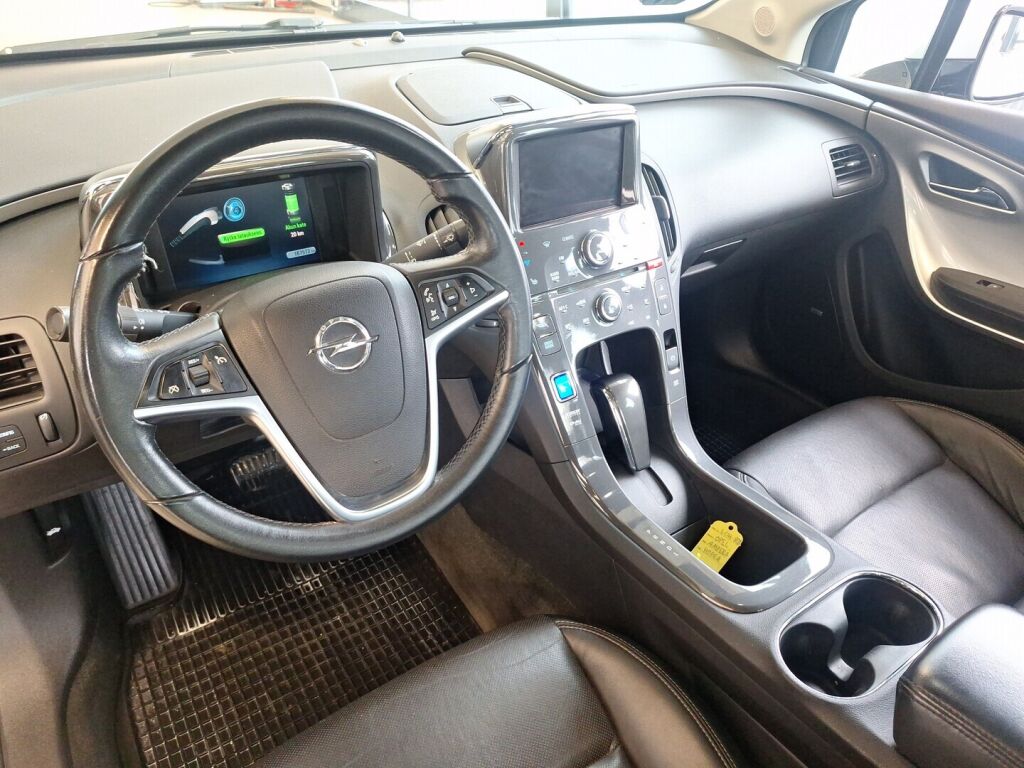 Opel Ampera 2012 Hopea