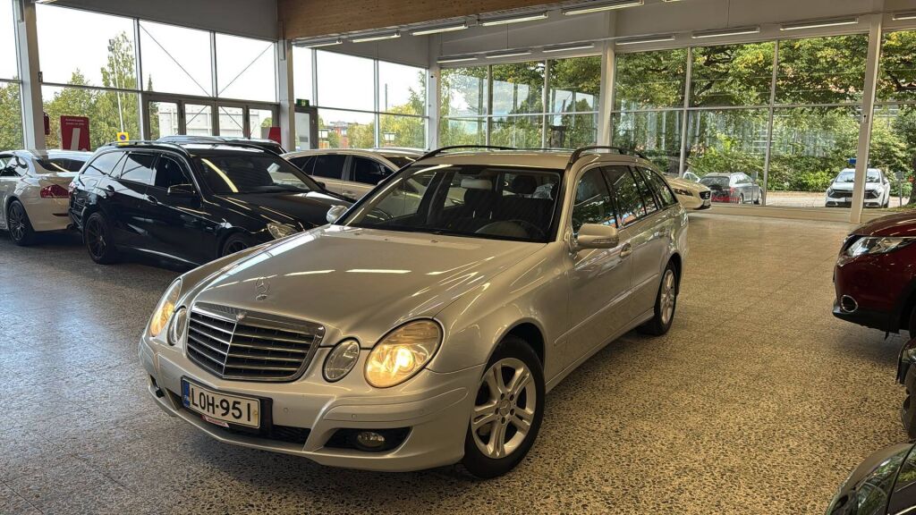 Mercedes-Benz E 2008 Hopea