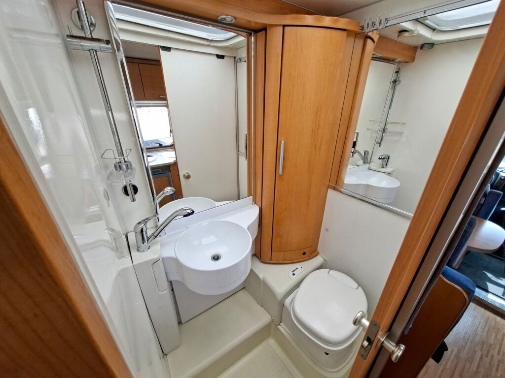 Hymer Van T 522 2006 Harmaa