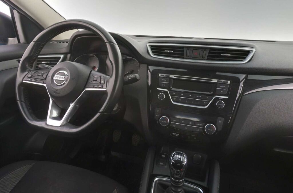 Nissan Qashqai 2018 Sininen