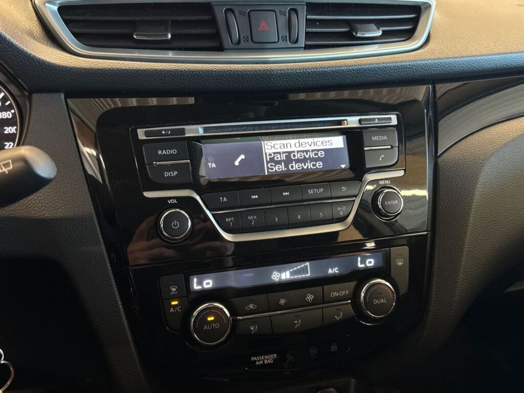 Nissan Qashqai 2018 Sininen