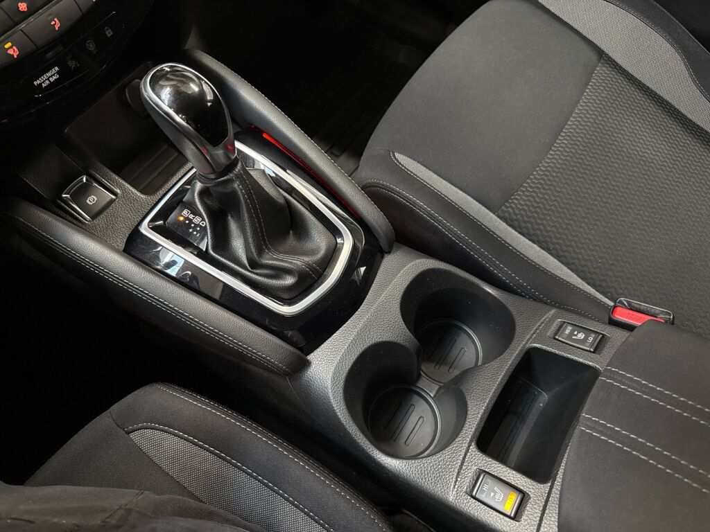 Nissan Qashqai 2018 Harmaa