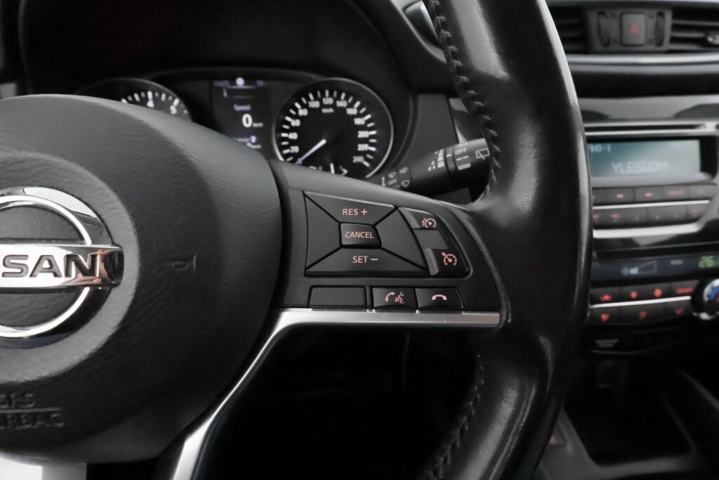 Nissan Qashqai 2018 Ruskea (beige)