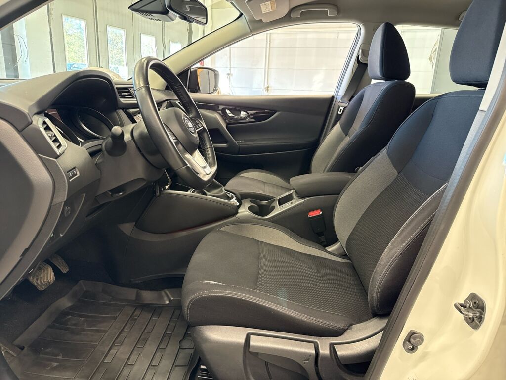 Nissan Qashqai 2018 Valkoinen