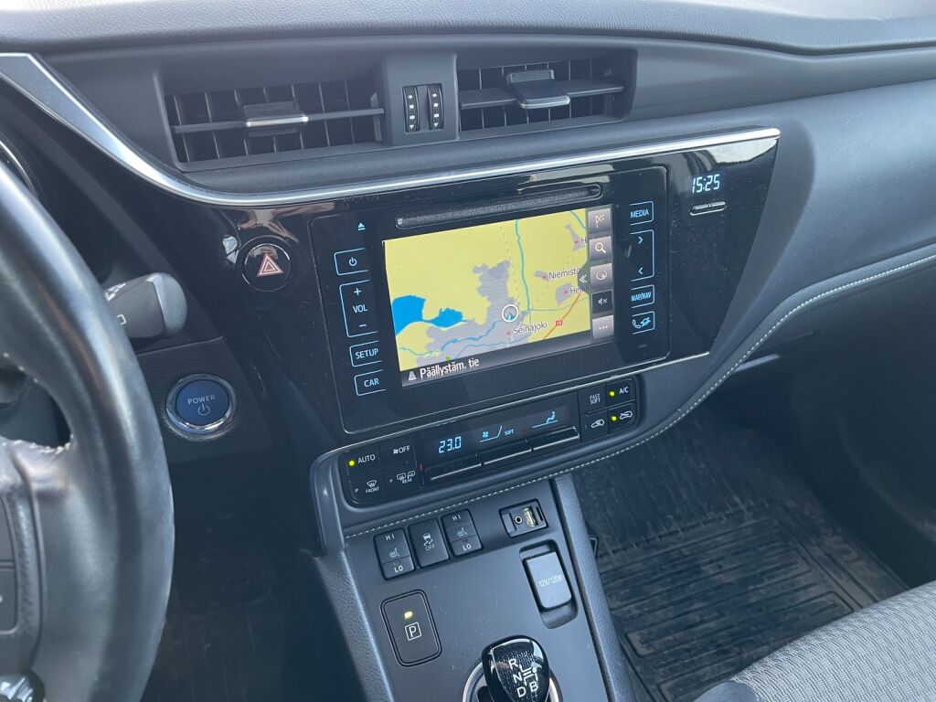Toyota Auris 2018 Harmaa