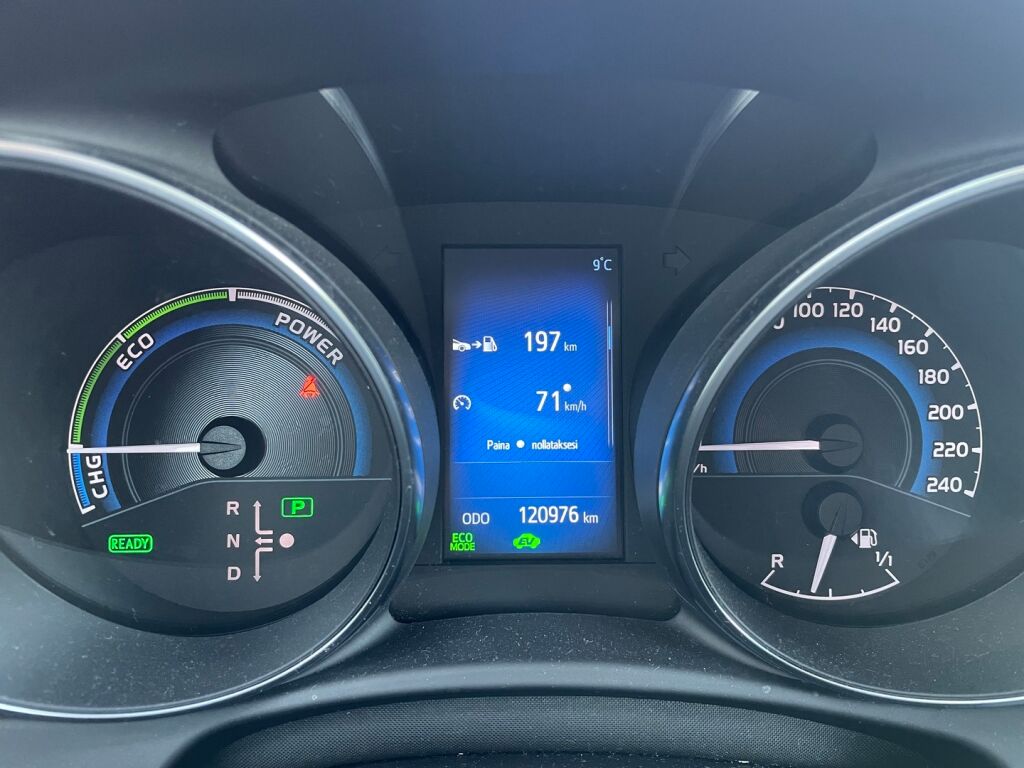 Toyota Auris 2018 Harmaa