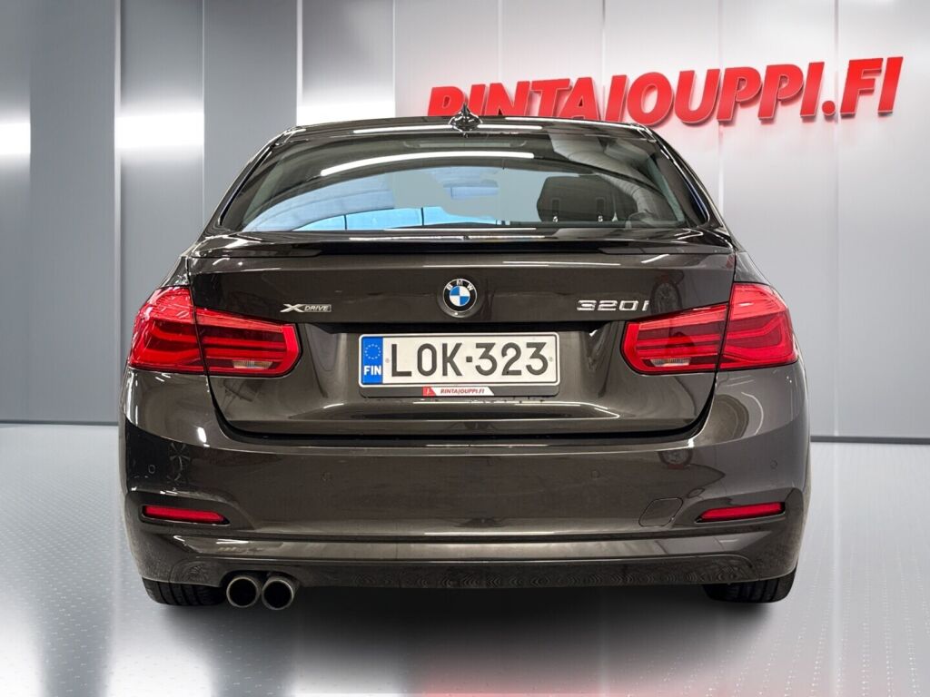 BMW 320 2018 Ruskea (beige)