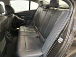 BMW 320 2018 Ruskea (beige)