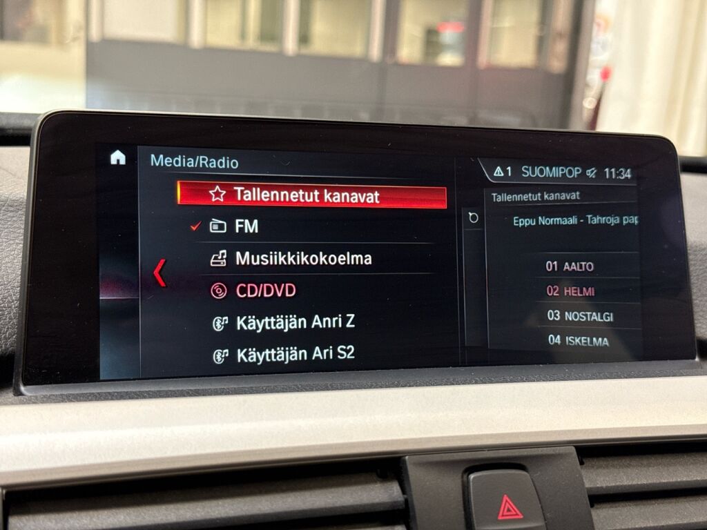 BMW 320 2018 Ruskea (beige)