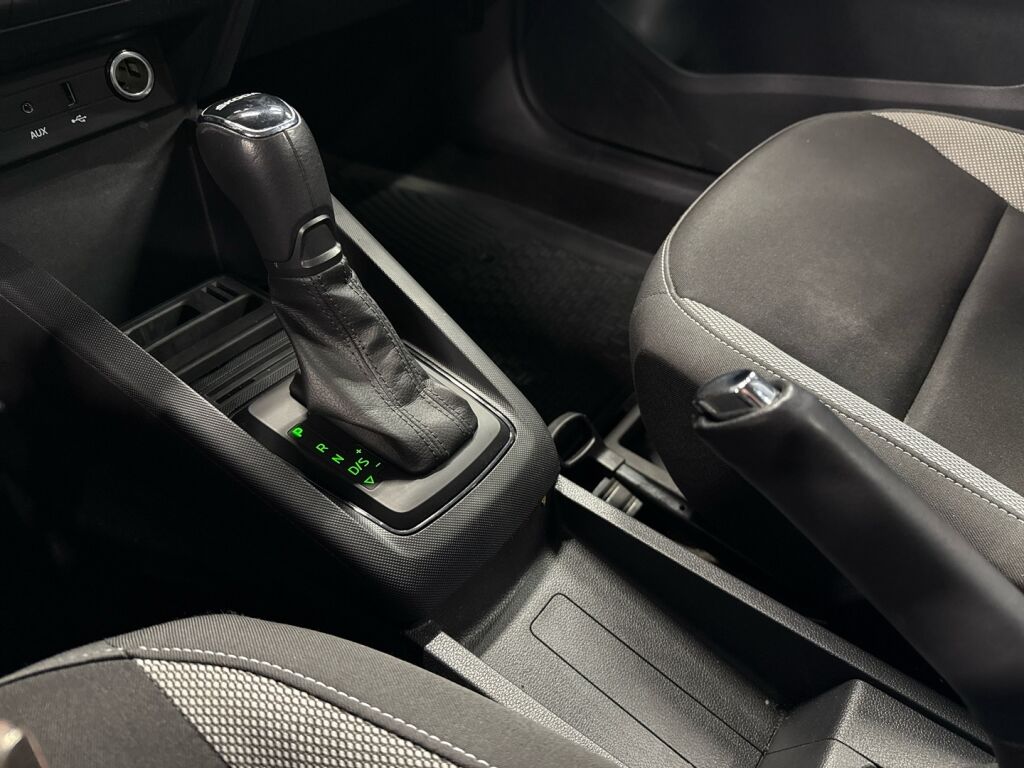 Skoda Fabia 2018 Sininen