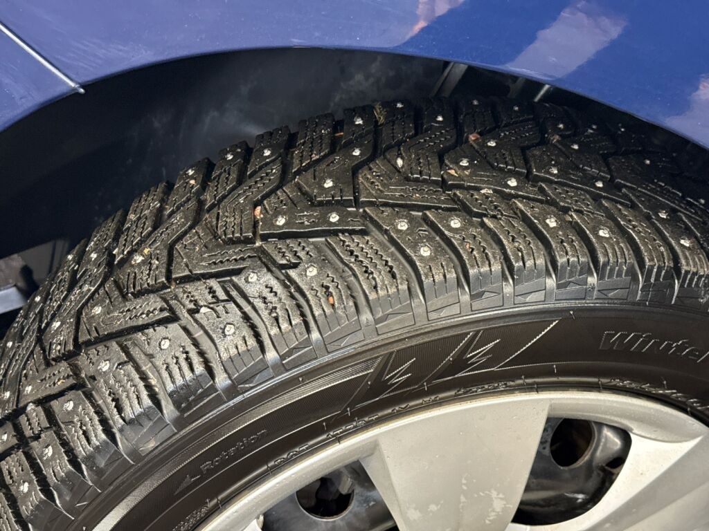 Skoda Fabia 2018 Sininen