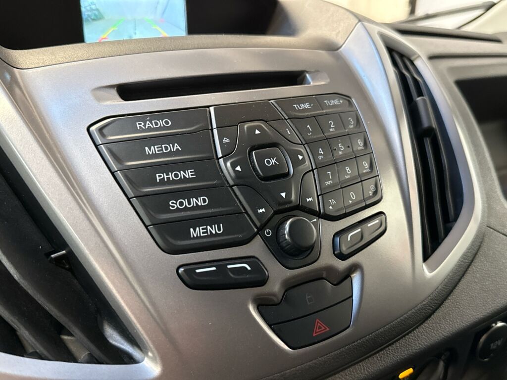 Ford Transit 2018 Sininen