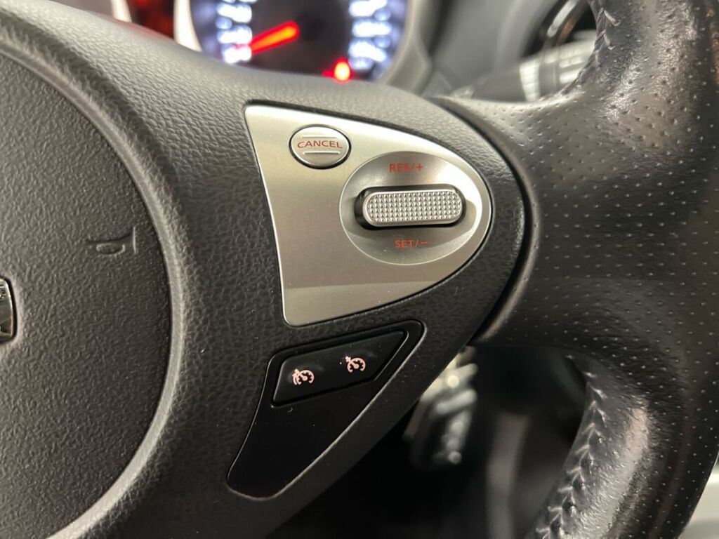 Nissan Juke 2018 Musta