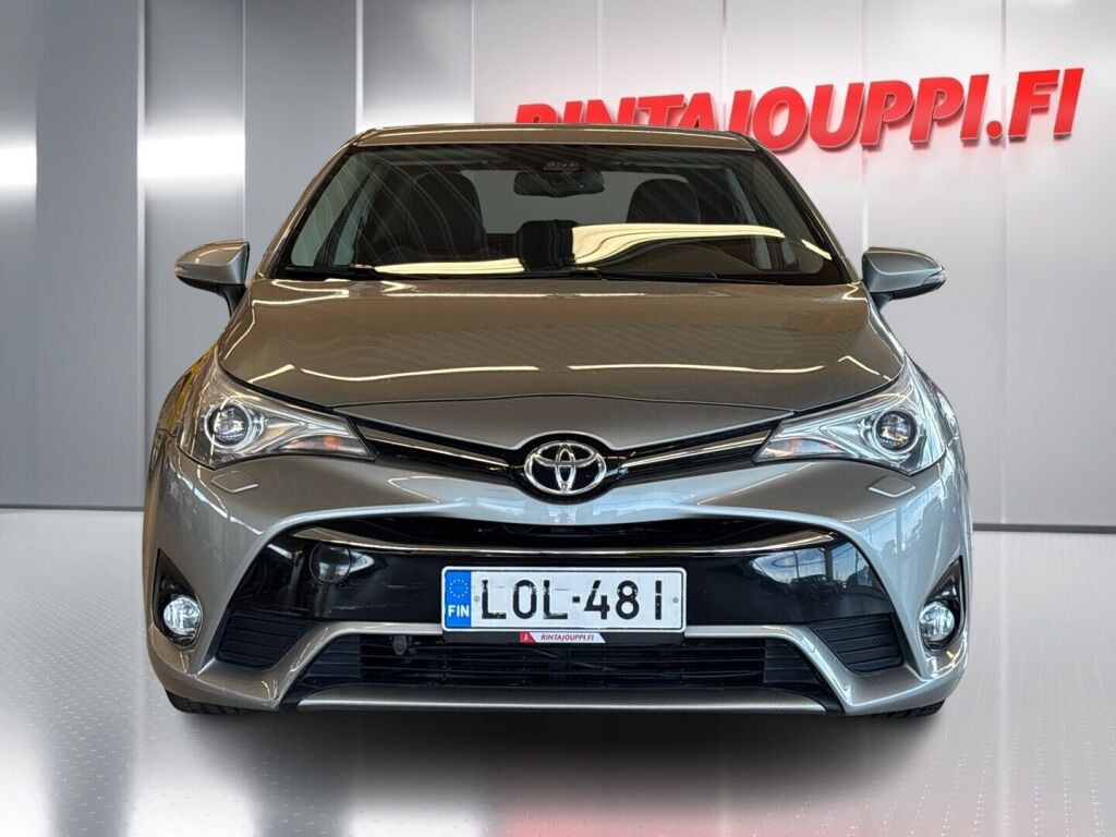 Toyota Avensis 2018 Harmaa