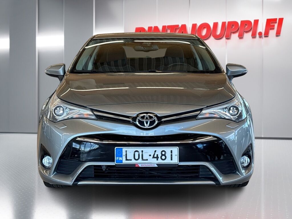 Toyota Avensis 2018 Harmaa