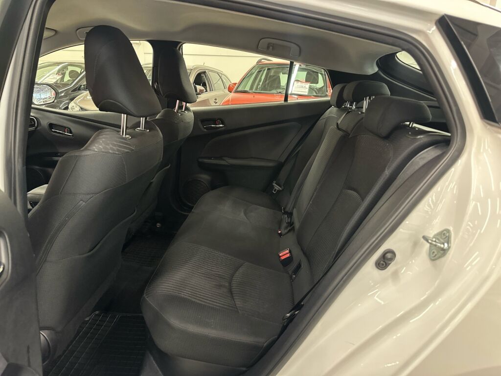 Toyota Prius 2018 Valkoinen