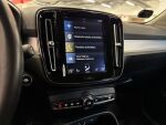 Volvo XC40 2018 Musta