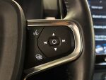 Volvo XC40 2018 Musta