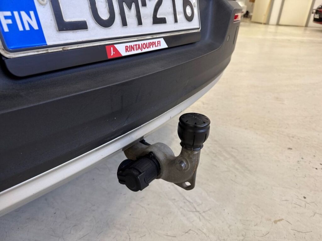 Volvo XC40 2018 Musta