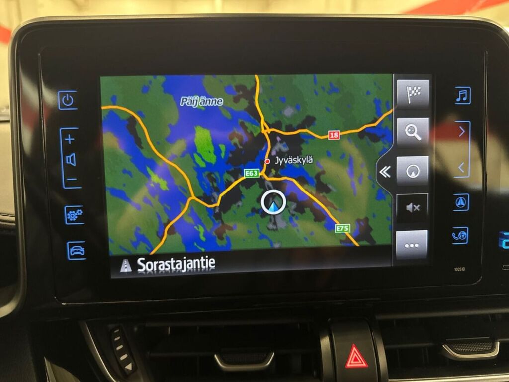 Toyota C-HR 2018 Punainen