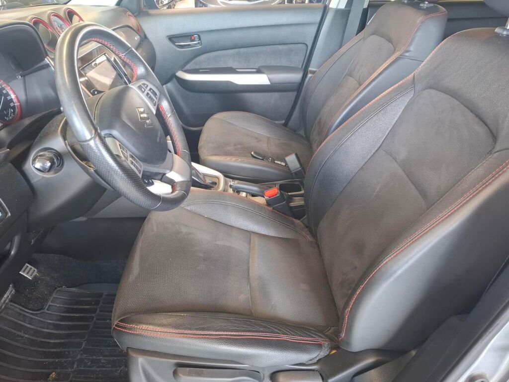 Suzuki Vitara 2018 Harmaa