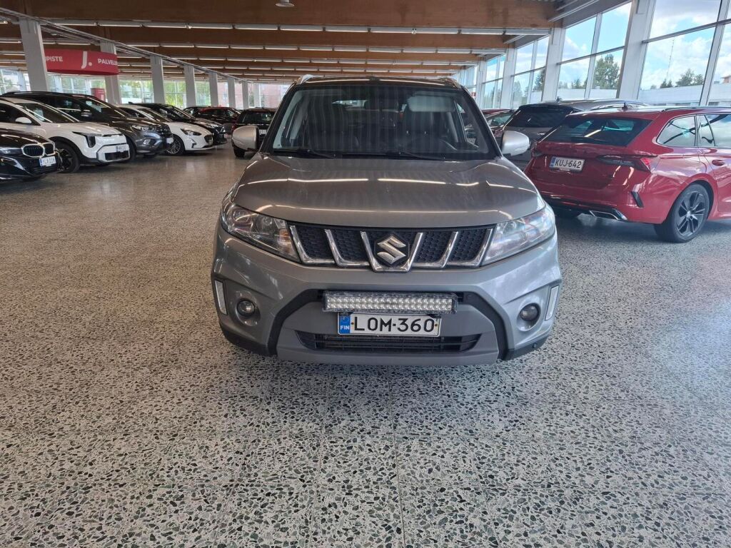 Suzuki Vitara 2018 Harmaa