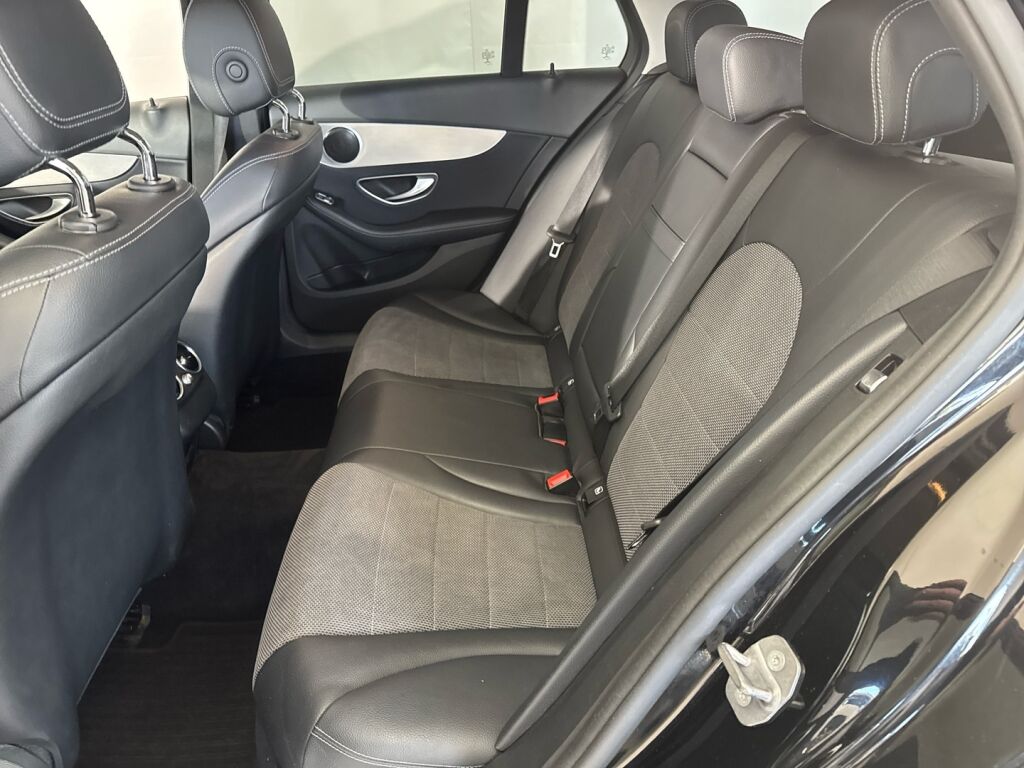 Mercedes-Benz C 2018 Musta