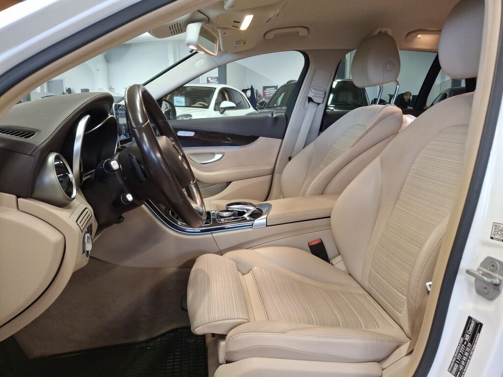 Mercedes-Benz C 2015 Valkoinen