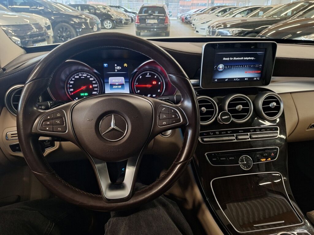 Mercedes-Benz C 2015 Valkoinen