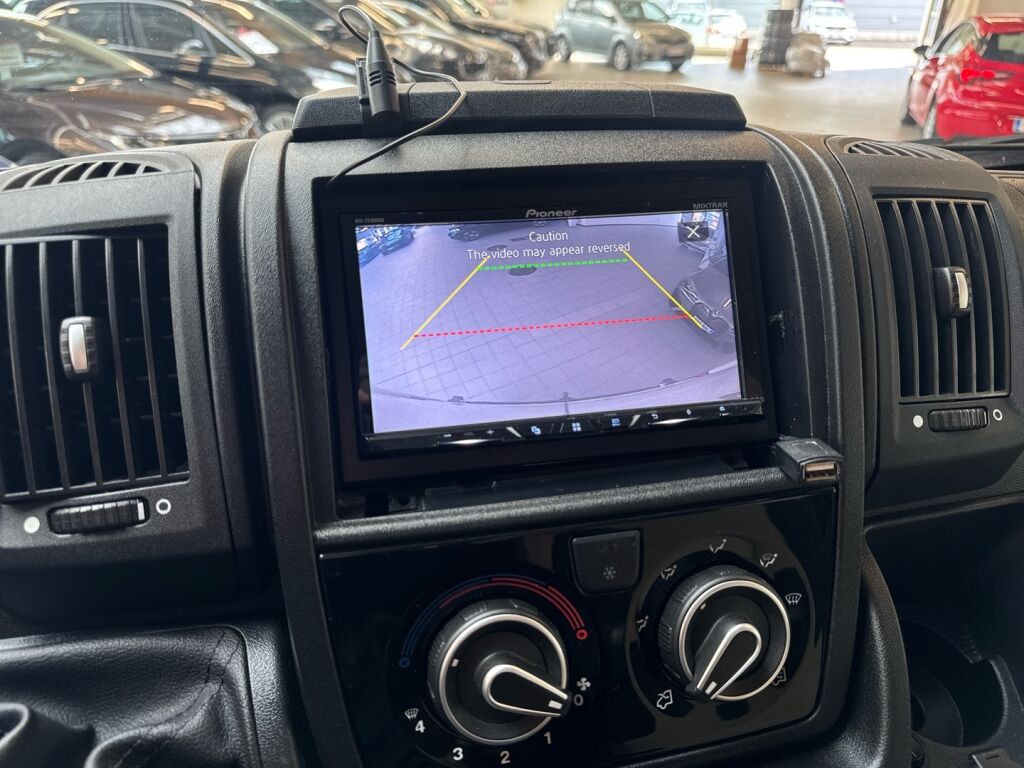 Weinsberg R48 2018 Valkoinen