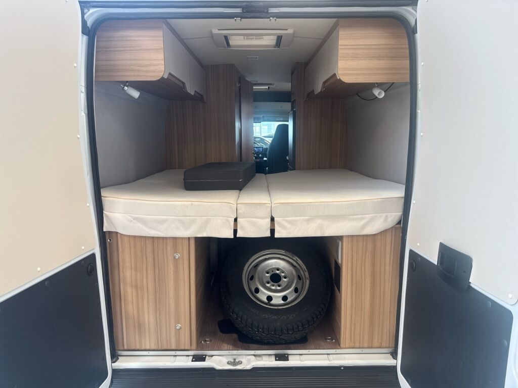 Weinsberg R48 2018 Valkoinen