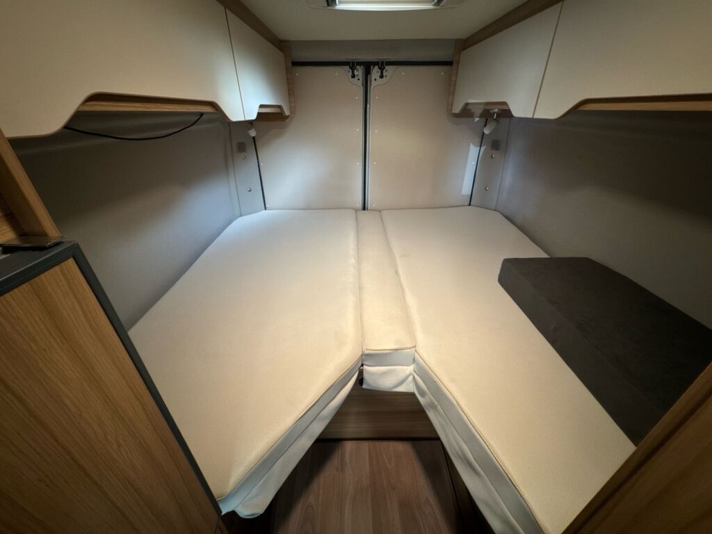 Weinsberg R48 2018 Valkoinen