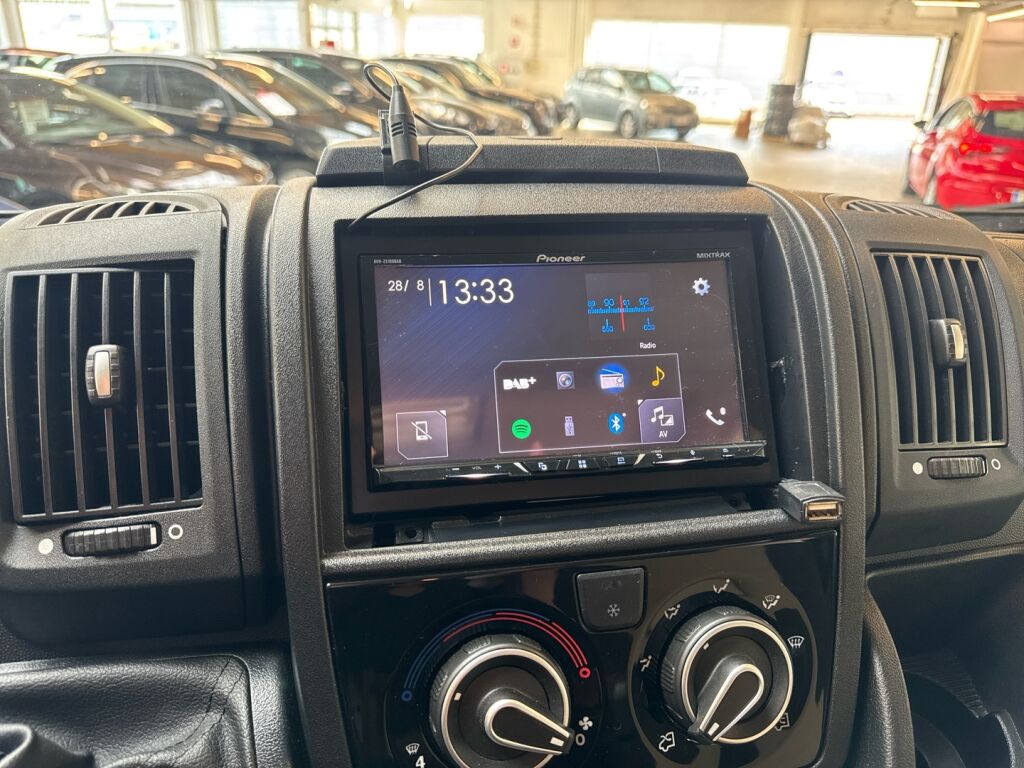 Weinsberg R48 2018 Valkoinen