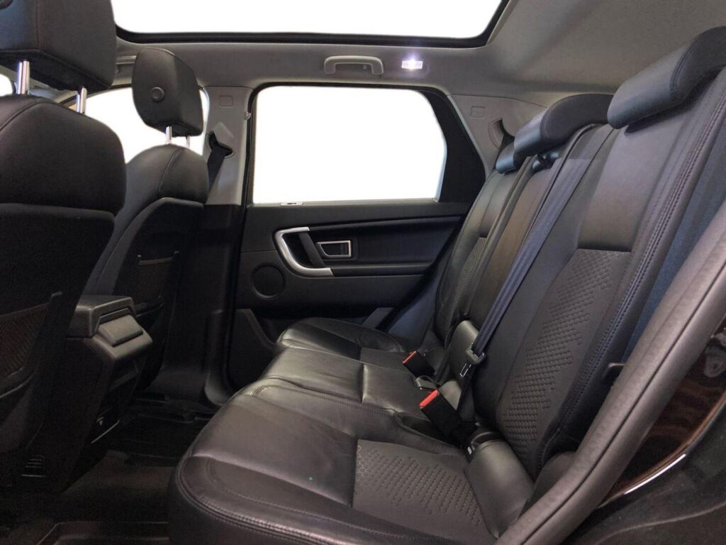 Land Rover Discovery Sport 2018 Musta