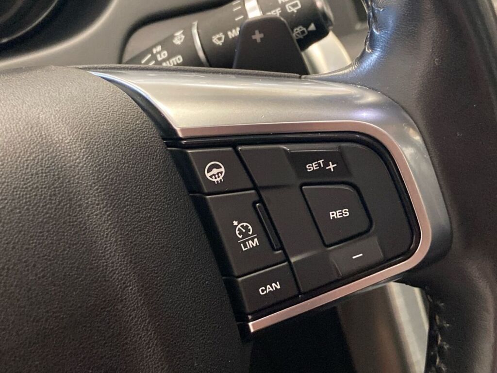 Land Rover Discovery Sport 2018 Musta
