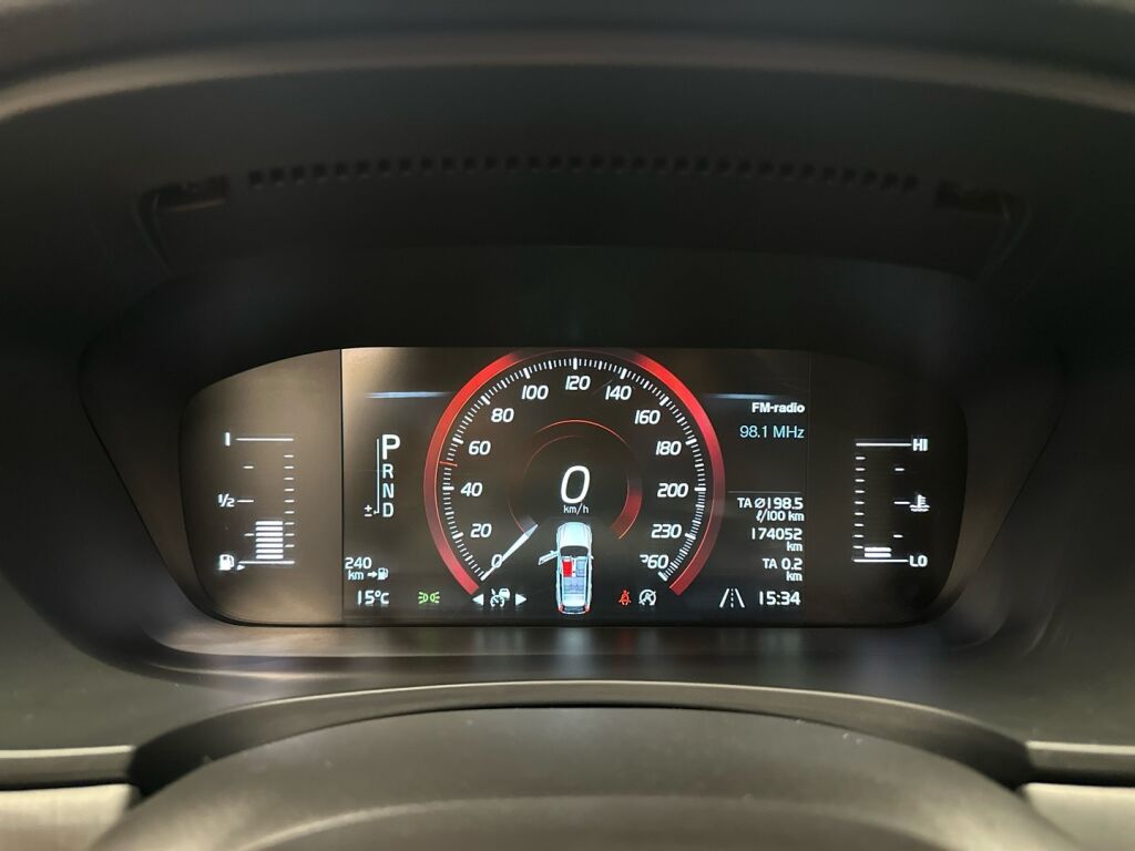 Volvo V90 2018 Valkoinen