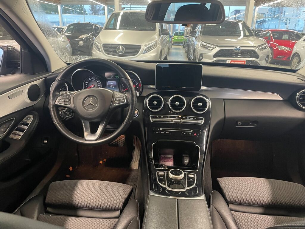 Mercedes-Benz C 2018 Musta