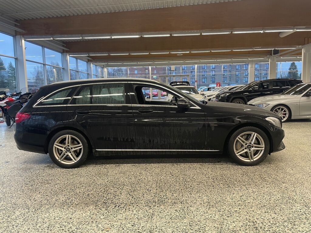 Mercedes-Benz C 2018 Musta