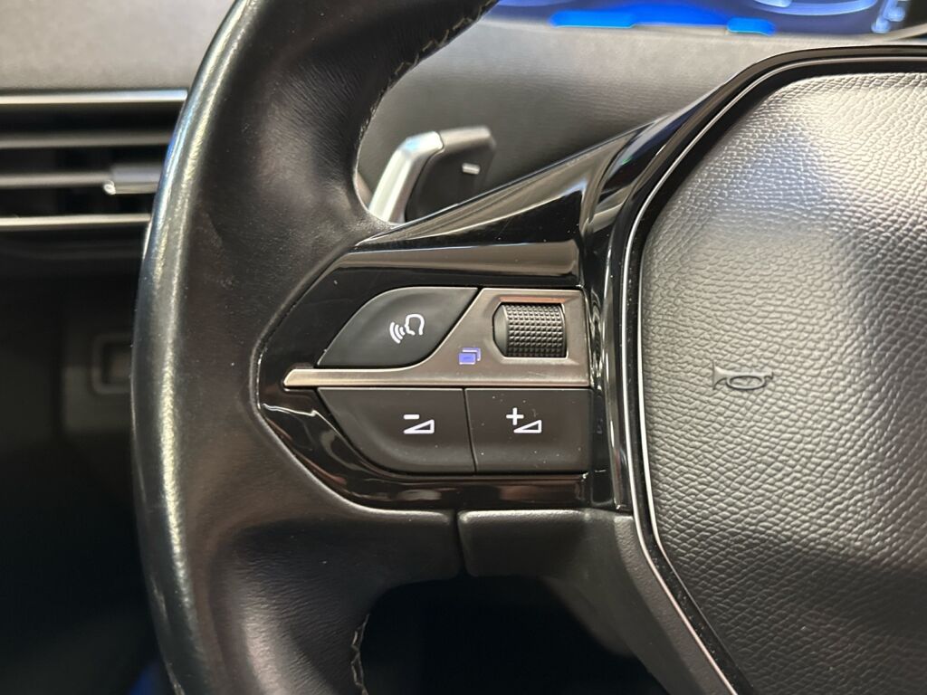 Peugeot 3008 2018 Valkoinen