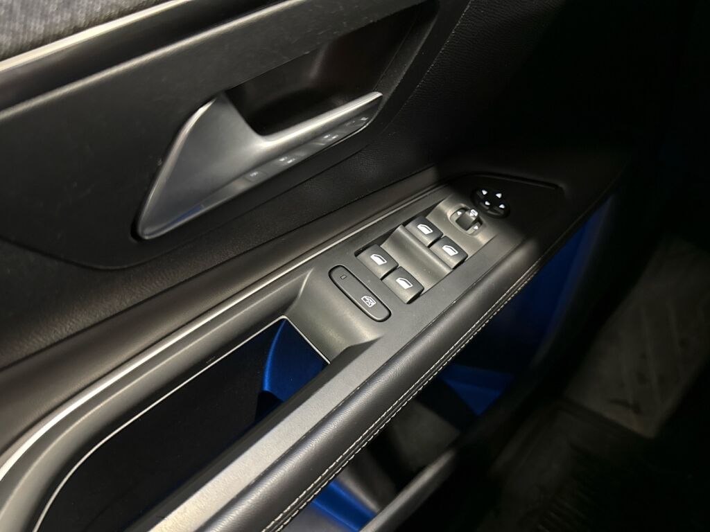 Peugeot 3008 2018 Valkoinen