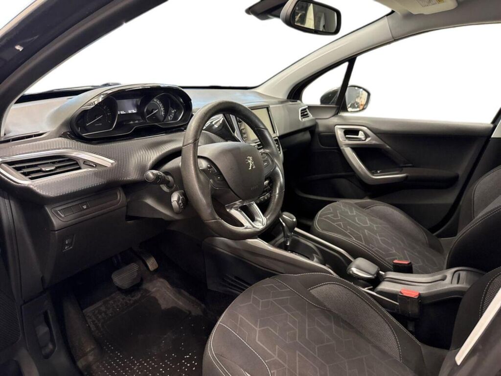 Peugeot 2008 2018 Harmaa