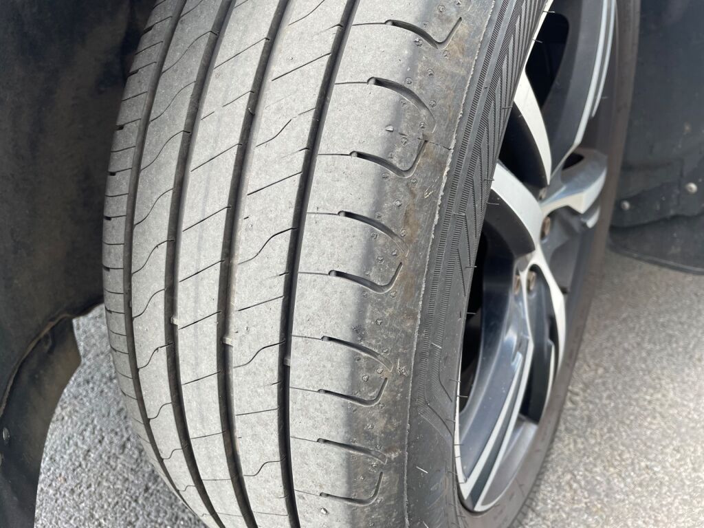 Volvo XC60 2018 Harmaa