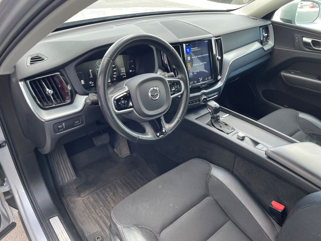 Volvo XC60 2018 Harmaa